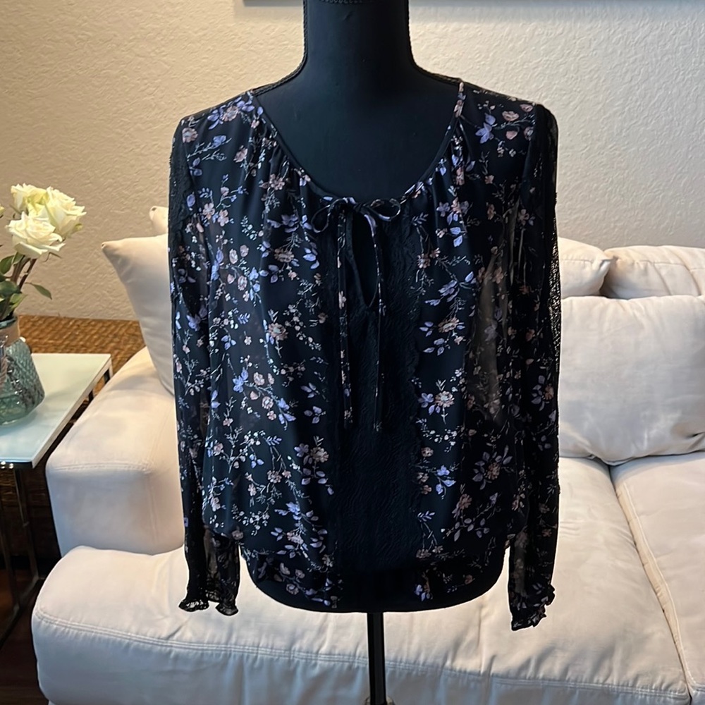Jolie Blouse